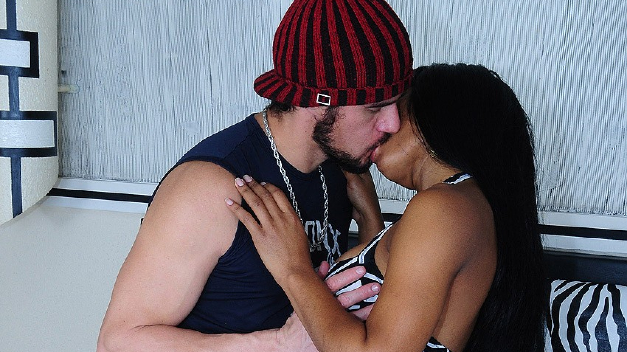 Vivy Dantas Punishes Alex Victor