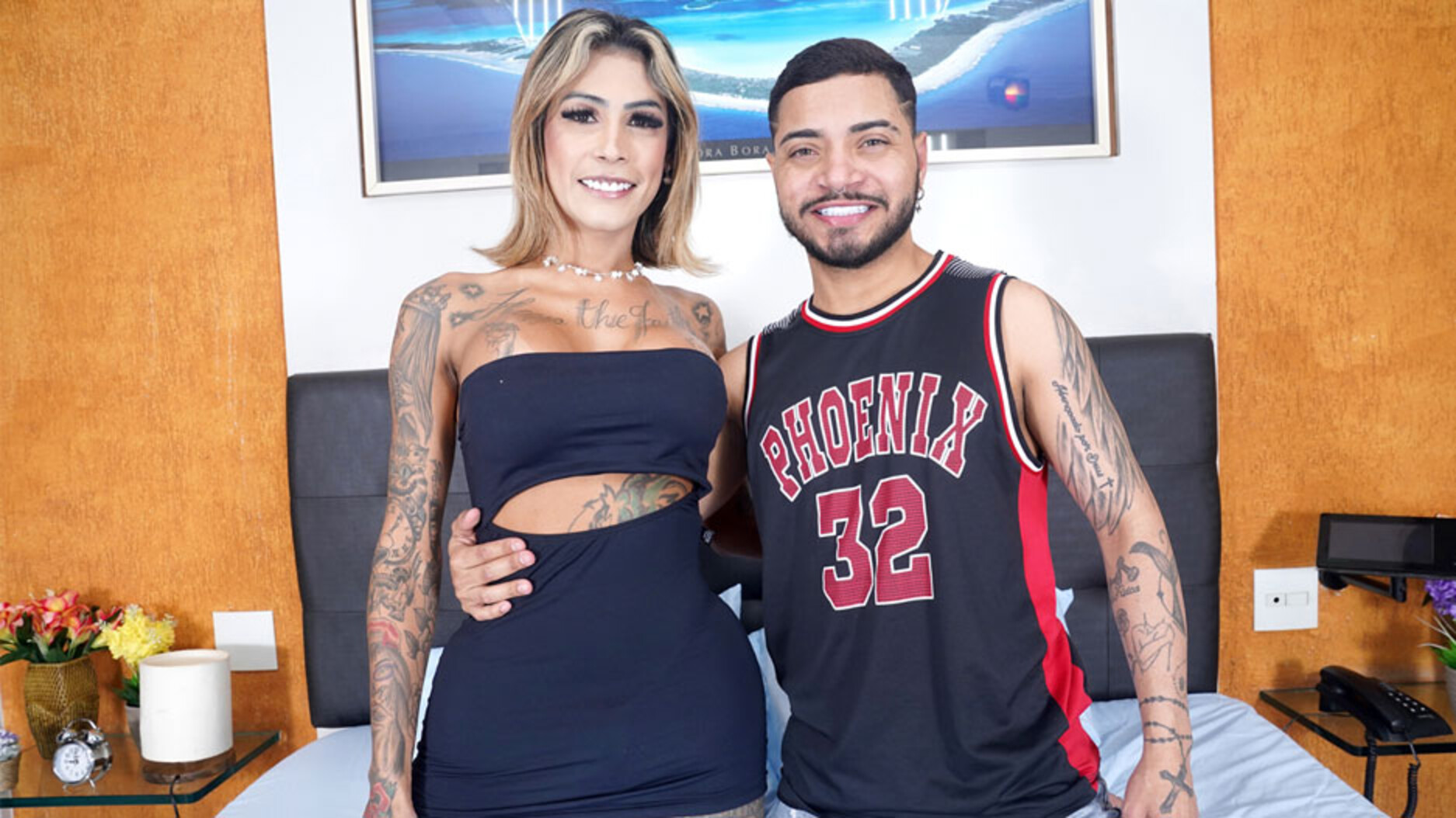 Sweet T-Blondie Commanding The Action